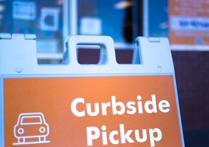Sign Outside Restaurant/Shop: Curbside Pickup